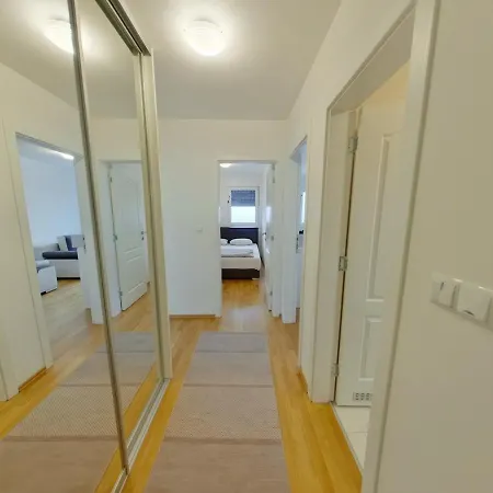 Two Badroom - -miljacka, Otoka Lejlighed